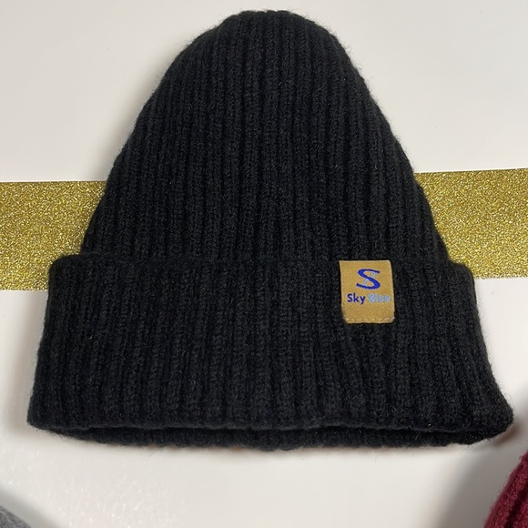 Unisex One-size Beanies Sky Blue - Picture 5 of 9